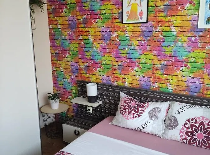 Апартамент Atia