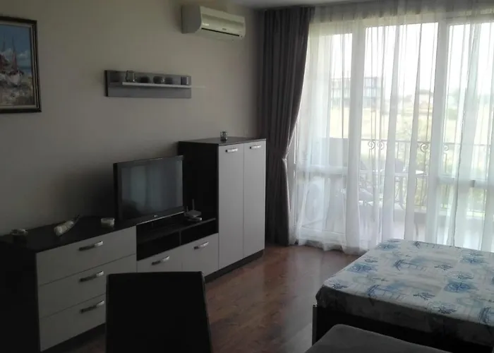 Atia * Черноморец