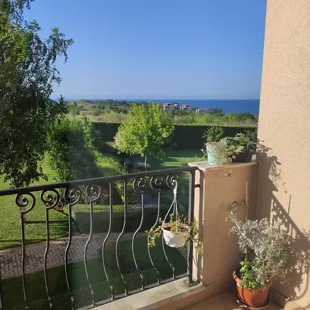 Apartment Atia