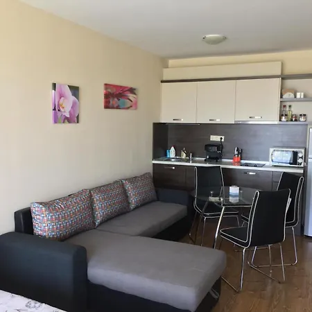 Apartment Atia